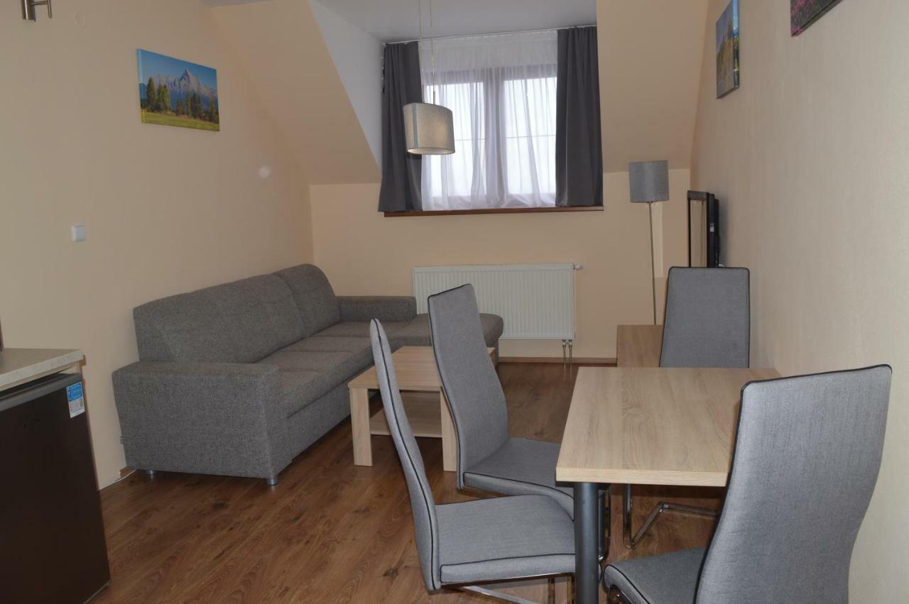 Apartman Erika Велька-Ломница Экстерьер фото